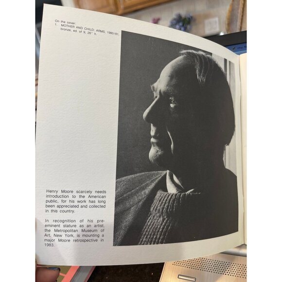 Vintage 1982 Henry Moore Art Book Catalog Henry Moore Weintraub Gallery 29 Pages - Picture 2 of 4